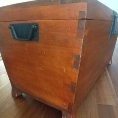 木箱　取りに来られる方限定で差し上げます。の画像