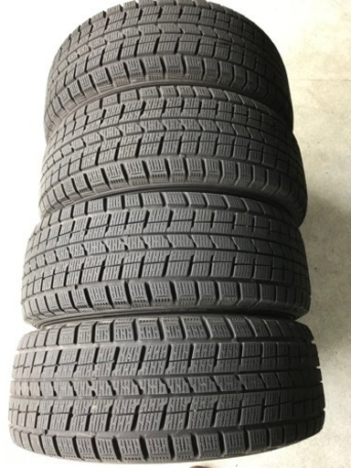 タイヤ、ホイール スタッドレスタイヤ215/65R15 6穴
