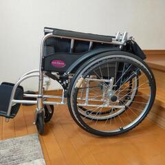 受渡し予定決定　自走式車椅子　折りたたみ可能　軽量　左ハンドリム簡易補修の画像