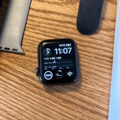 Apple Watch SE アップルウォッチ　