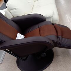 ★ジモティ割あり★  リクライニングチェア 黒  クリーニング済み TJ2992の画像