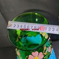 ボヘミアガラス　フラワーベース　ワイングラスｘ2　3点セット　MADE　IN　CZECH　REPUBLIC　チェコ製の画像