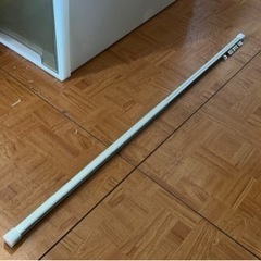 伸縮するカーテンレール