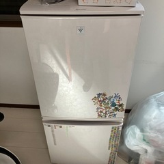 冷蔵庫　シャープ　2016年式　137L SJ-PD14B-C