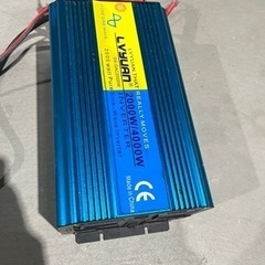 LVYUAN（リョクエン）インバーター 正弦波 12V 2000W 4000W（瞬間出力） DC12V（直流）AC100V（交流）変換 50HZ 60HZ カーインバータの画像
