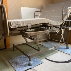 ★NAiS/LINAK☆3モーター☆電動ケアベッドRR 良品★
