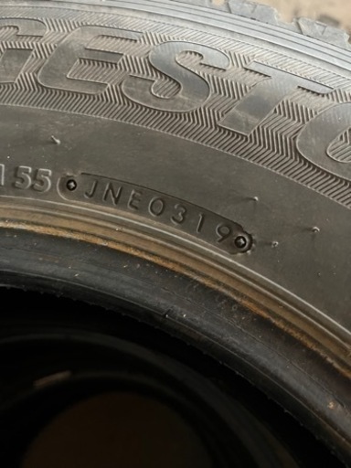 195/80R15 107/105L スタッドレスタイヤ　ハイエースに！！