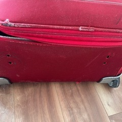 11/25まで！American Tourister スーツケースの画像