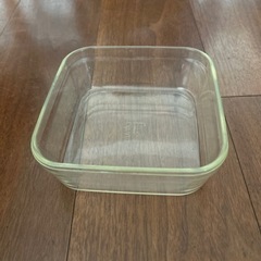 ガラス容器