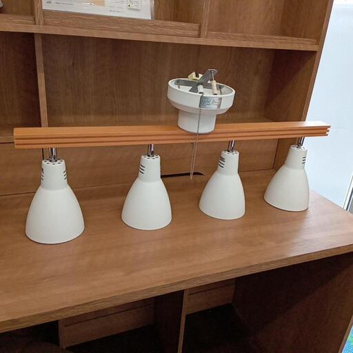 ★【アイリスオーヤマ】４灯シーリングライト　照明器具　ホワイト　【3ヶ月保証付き】店頭販売のみ
