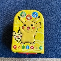 ポケモンの缶ケース（スーツケース型）