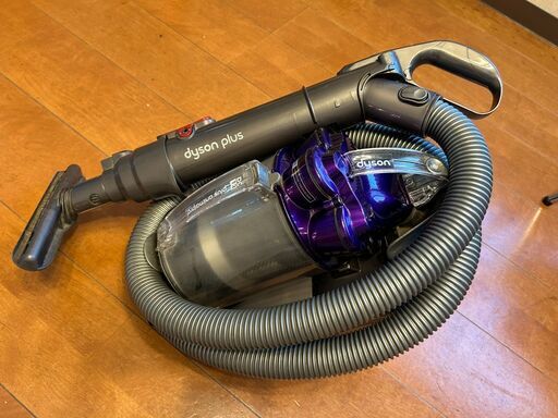 Dyson ダイソン サイクロン掃除機 DC12