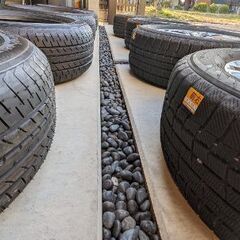 アルファード30系　スタッドレスタイヤ