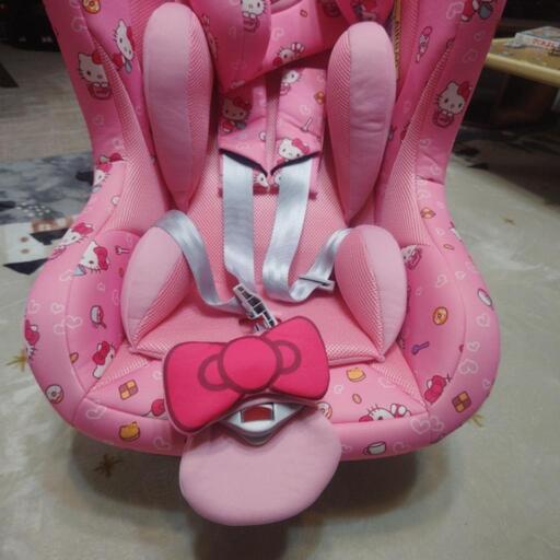 ハローキティ チャイルドシート キティちゃん 固定式