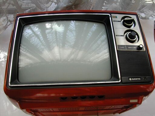 ＊昭和レトロ＊　チャンネルを回して選局 ブラウン管テレビ