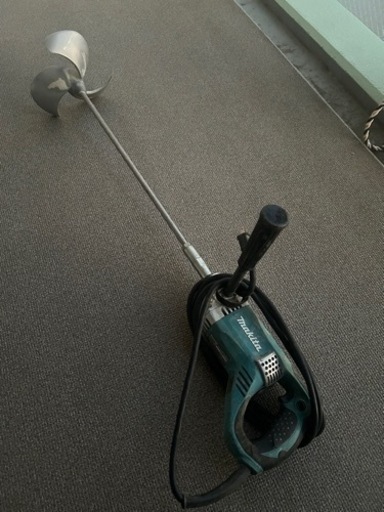 マキタ　カクハン機UT2204