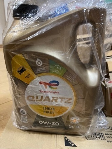 TOTAL エンジンオイル QUARTZ INEO FIRST 0W-30 5L