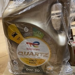 TOTAL エンジンオイル QUARTZ INEO FIRST 0W-30 5L