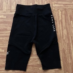 PUMAスパッツの画像