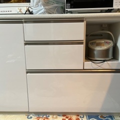 食器棚