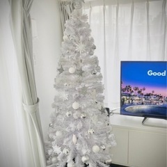 クリスマスツリーのオーナメント