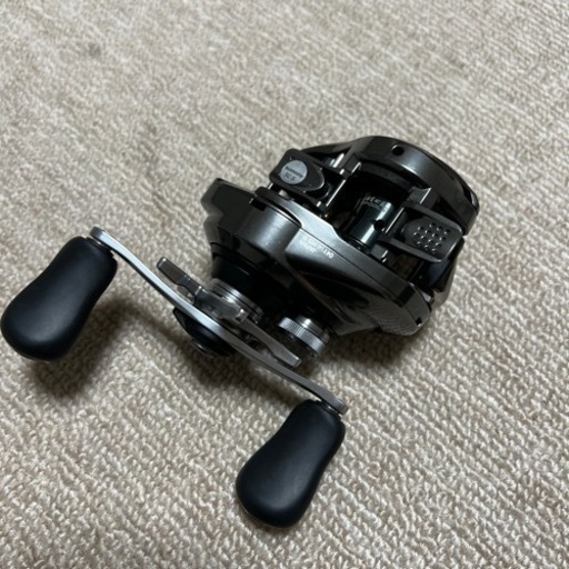 シマノ(SHIMANO) リール 20 メタニウム HG 右