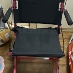 折りたたみ出来る車椅子