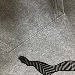 PUMAパーカー140の画像