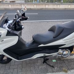 月末まで限定価格！スカイウェイブ２５０　タイプＭ　後期型７段変速・グリップヒーター・ナックルガード付きの画像