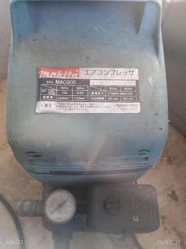 コンプレッサー