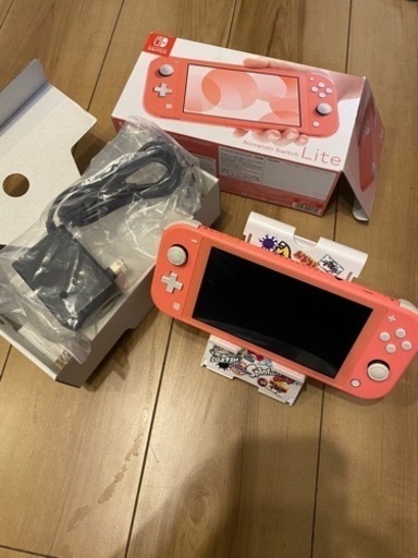 Nintendo Switch  スイッチライト　中古美品　スタンド付き
