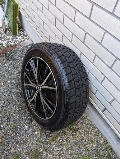 お値下げ【良品4本セット】ICE NAVI7 215/55/R17 ロクサーニ