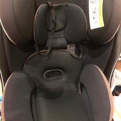 ベルト固定式チャイルドシート　リーマン