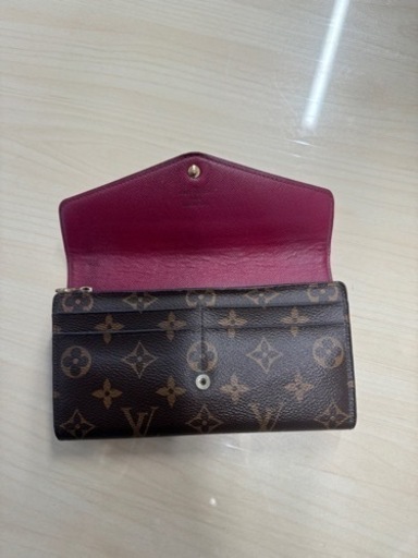 VUITTON 長財布
