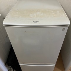 シャープ冷蔵庫　中はきれいの画像