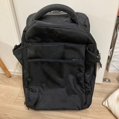 ※受け取り者決定済み　キャスター付きリュック