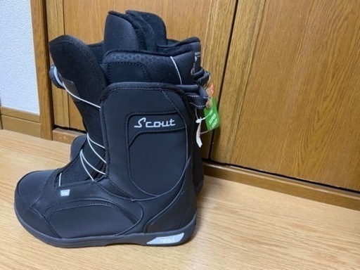 【新品未使用】スノボブーツ