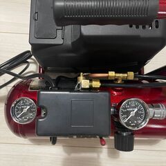 【新品未使用】オイルレス　エアコンプレッサ SR045 [藤原産業]
