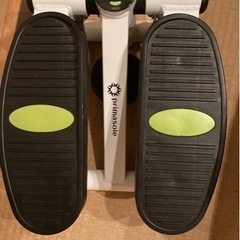 足踏み健康器具