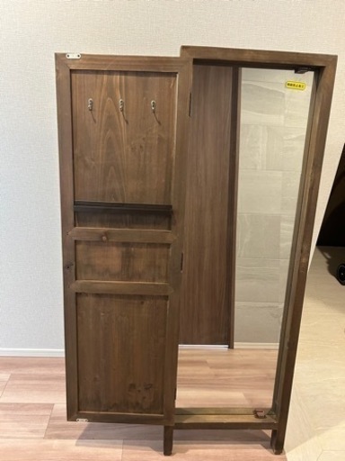 扉型のミラー