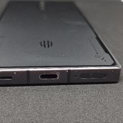 値下げ中！　最強　ゲーミングスマホ　redmagic8proの画像