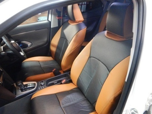 ヤリスクロス4WDシートカバー今大人気❤️