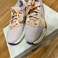zoom freak 5 EP 26.5cm