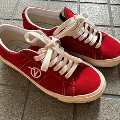 VANS 赤　スニーカー23センチ