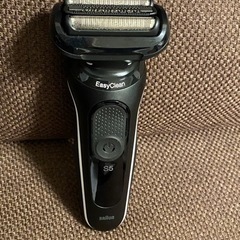 【新古品】ブラウンシリーズ5 髭剃りの画像