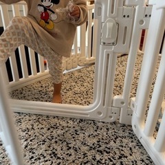 ベビーサークルの画像