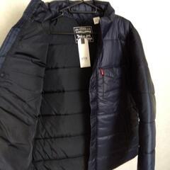 （お話し中）未使用ＬＥＶＩＳジャンパーの画像