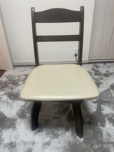 ダイニングテーブルセット　ほぼ新品