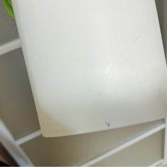小さいゴミ箱の画像