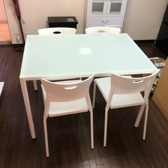 テーブル&椅子4脚　※即取引希望の画像